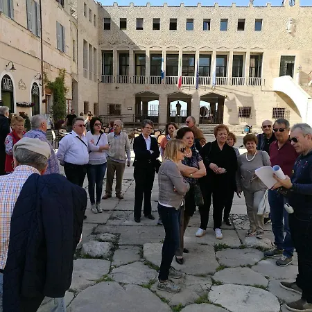 Dimora Di Traiano 泰拉奇纳